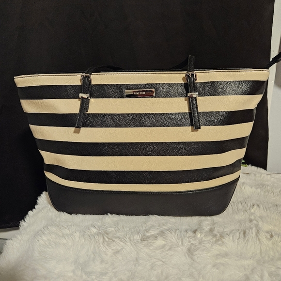Nine West Tote Bag - Picture 1 of 6